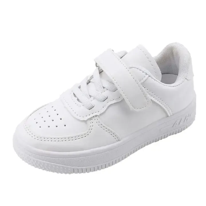 zapatilla blanca.webp
